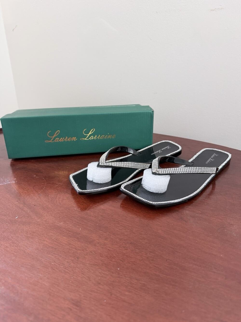 Lauren Lorraine Tampa Black Bling Sandals Size 6.5 Bling Flip Flops